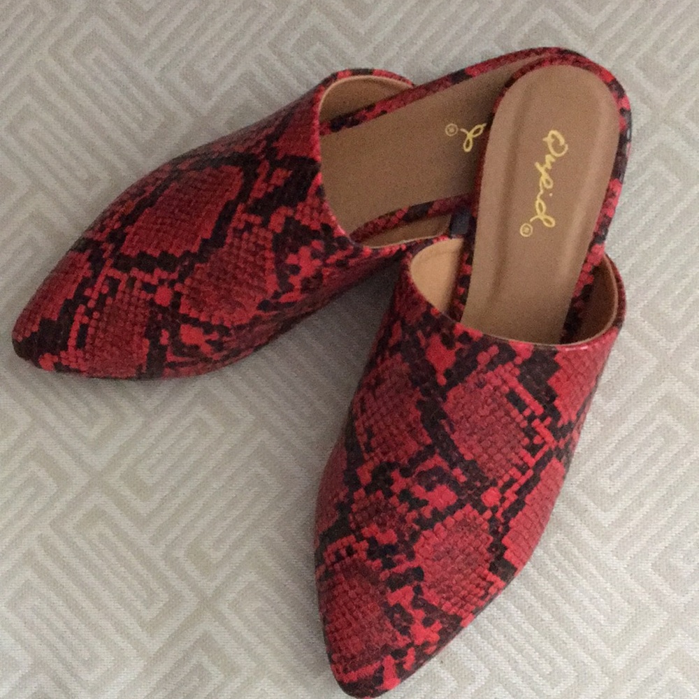 Red/Black Faux Snakeskin slides …